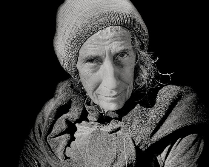 Old woman portrait, women portraits, portrait photo, portrait photography